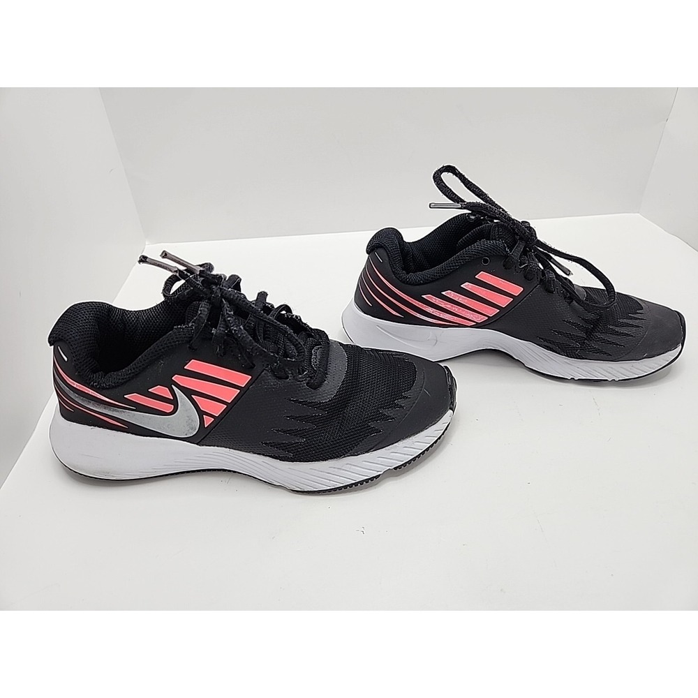 Girls/Womens NIKE Star Runner Black Running Shoes Size 3.5Y - Picture 2 of 8